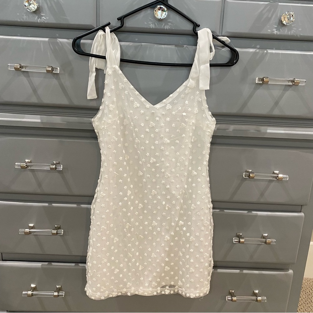 White Dress Short